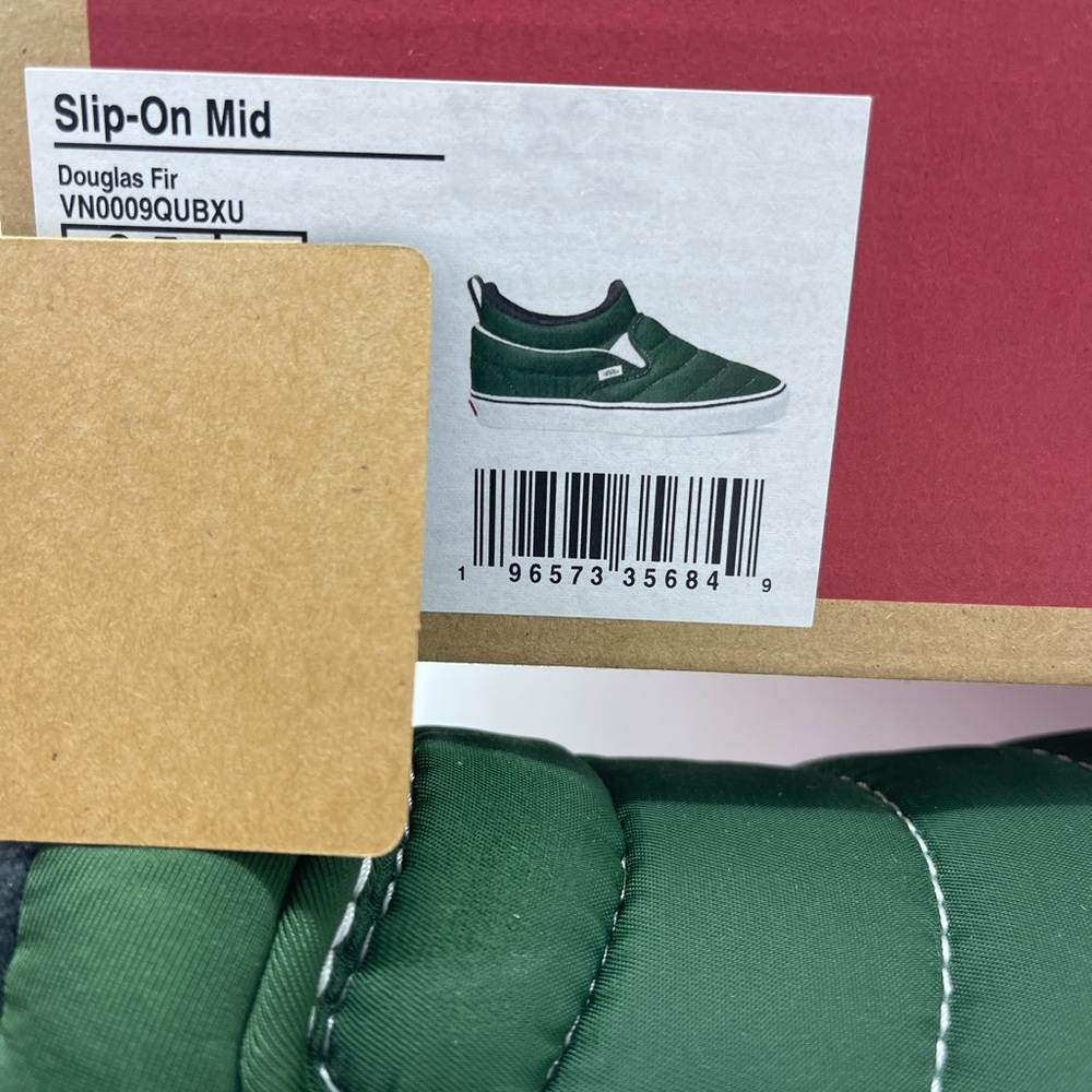 Vans WMNS 
Douglas Fir
VN0009QUBXU Forest Green Slip-On Sneakers - Picture 16 of 16